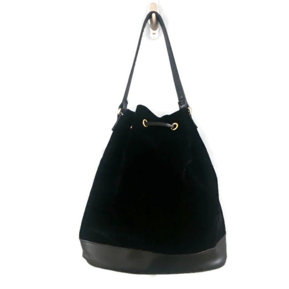 Carolina Herrera Good Girl Black Velvet Drawstring Bag - Picture 2 of 5